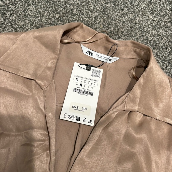 NWT Zara Beige Women's Top - Picture 3 of 3